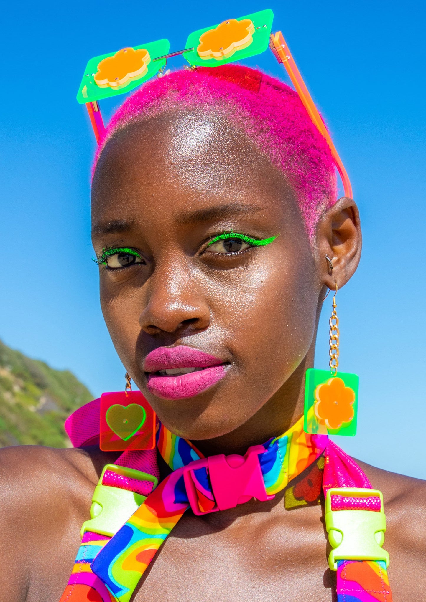 Groovy baby flower G_IRL Zine colab glasses