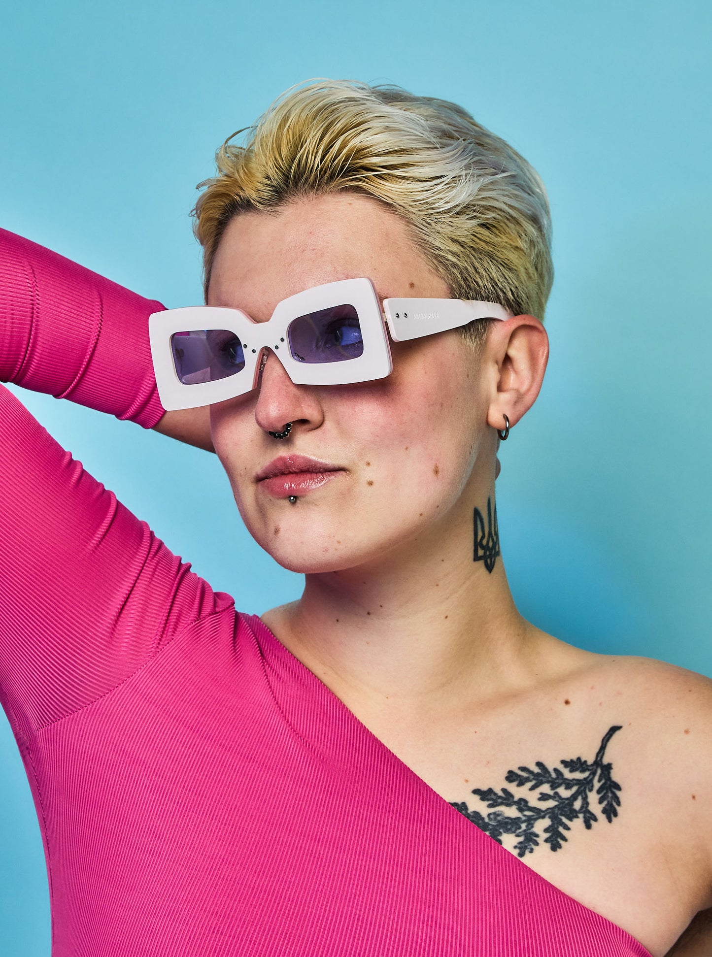 SAMPLE SALE Square Pink Eyes Hearts Sunglasses