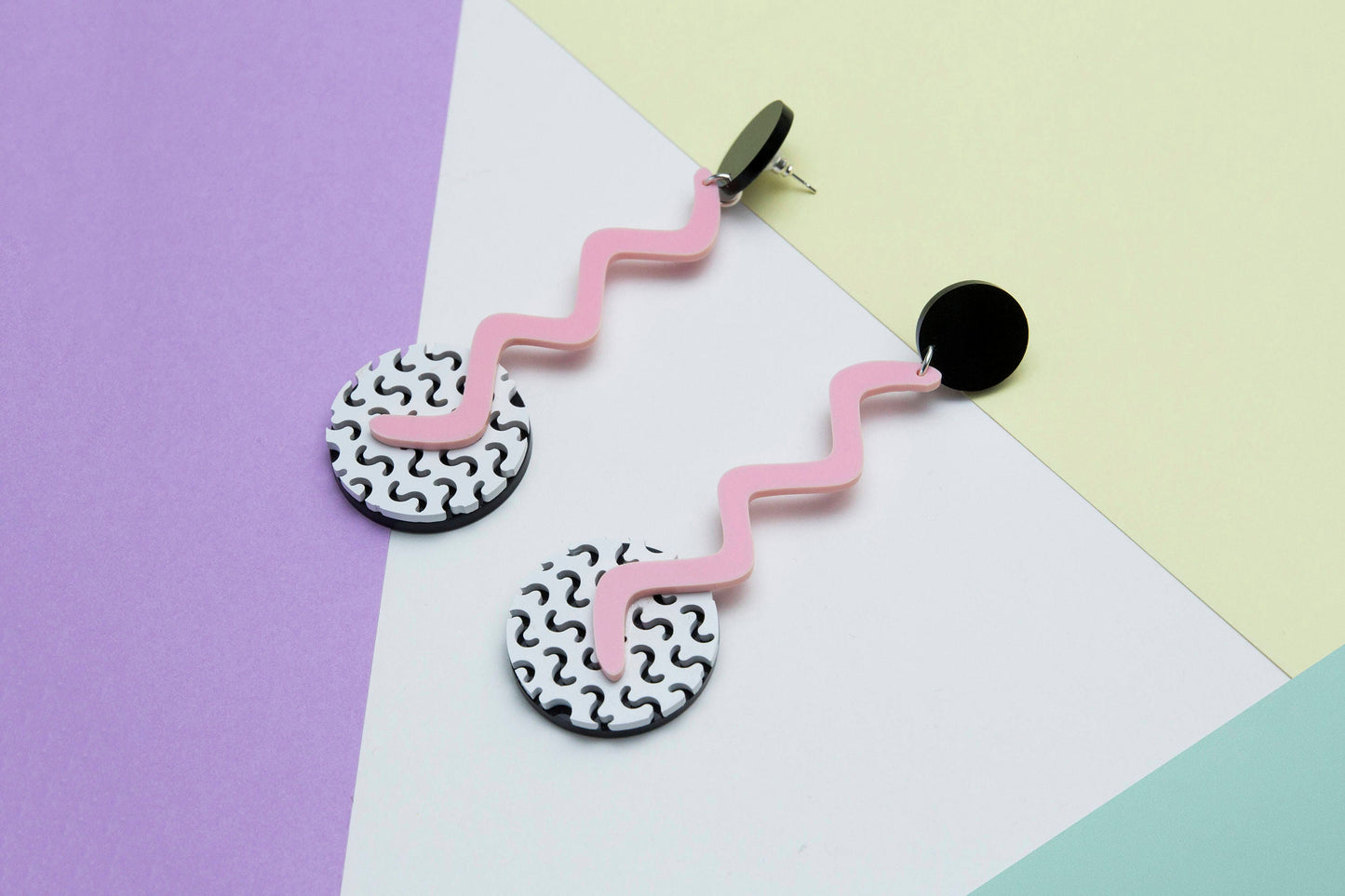 Wiggle Earrings