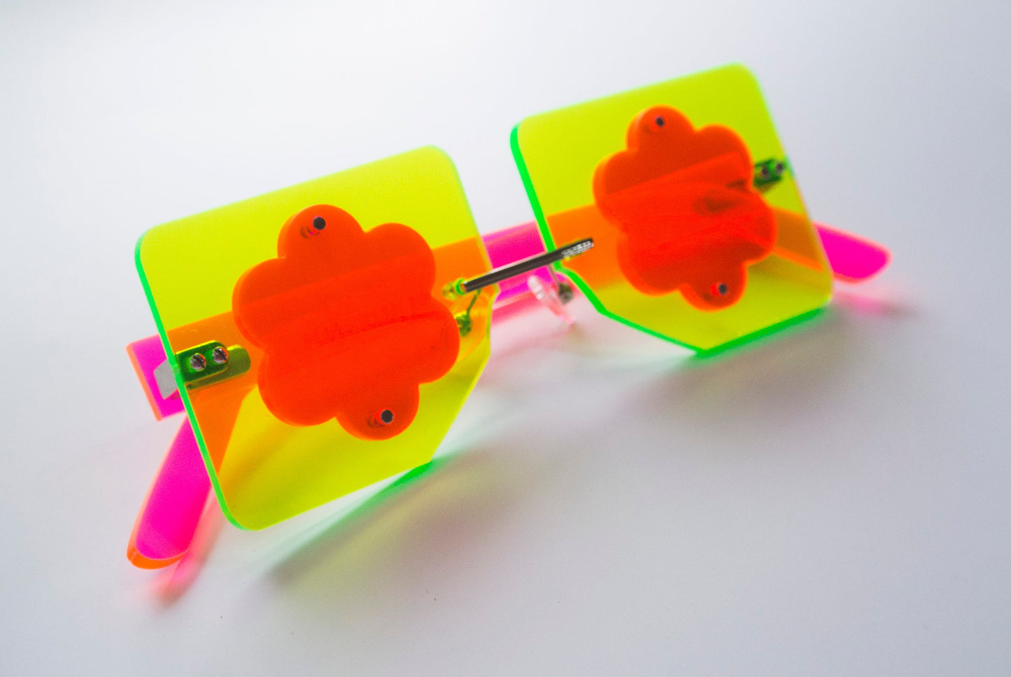 Groovy baby flower G_IRL Zine colab glasses