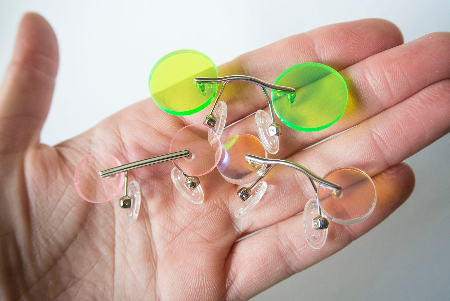 Tiny Glasses Round